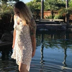 Meet your Posher, Lilly